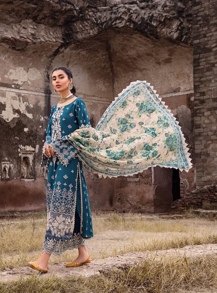 Zainab Chottani Luxury Lawn Chikankari Embroidered 3PC