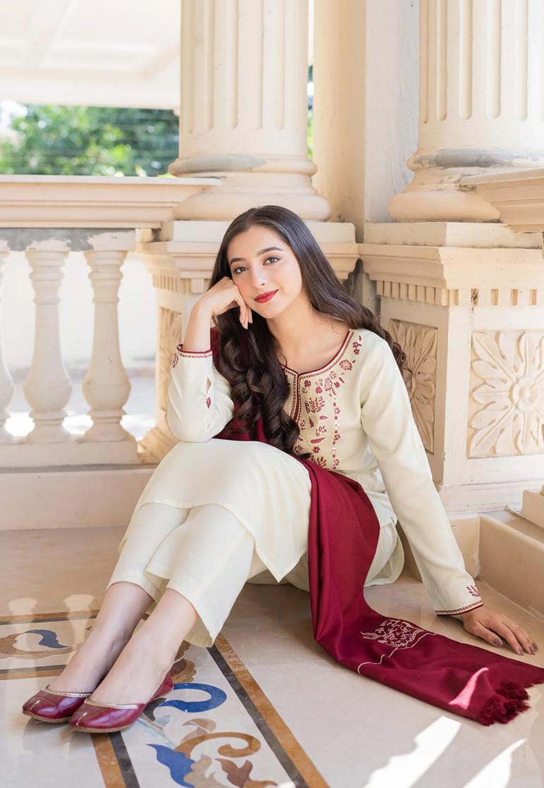 ASLING Embroidered Dhanak Unstitched 3-Piece Luxury Suit