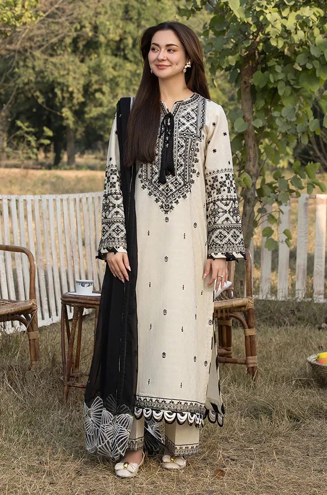 QALAMQAR Luxury Embroidered Dhanak Unstitched 3-Piece